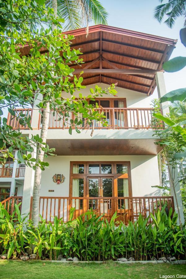 Lagoon Gate Tangalle Resort Экстерьер фото